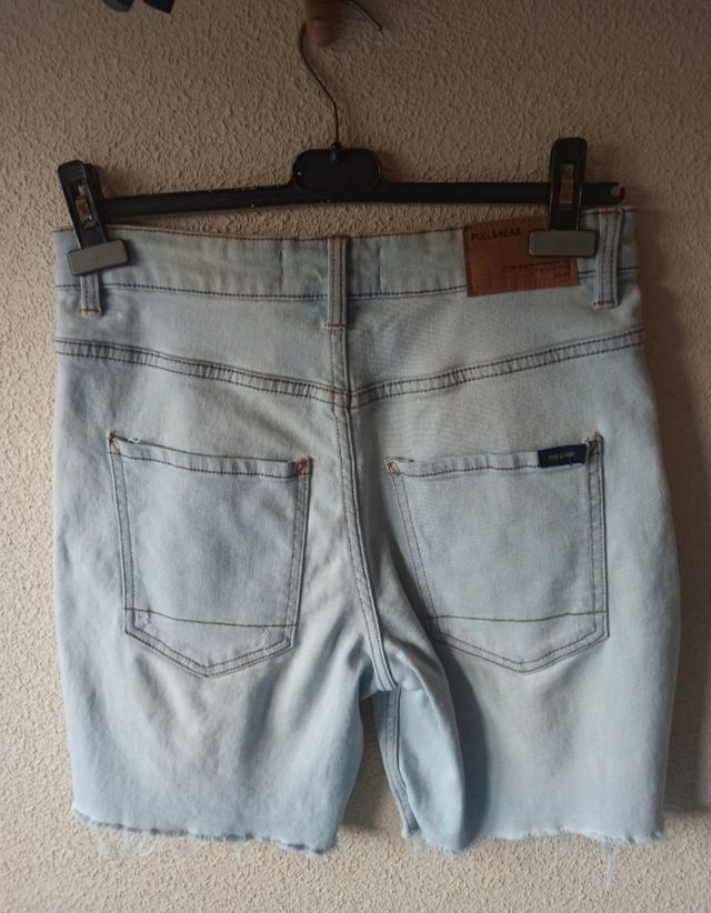 Pantalón vaquero corto de Pull & Bear