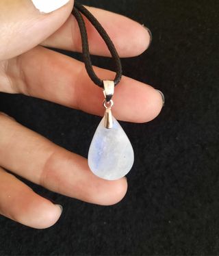 Colgante de Piedra Luna y Plata de Ley.
