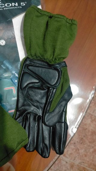 Guantes Nomex vuelo táctico.