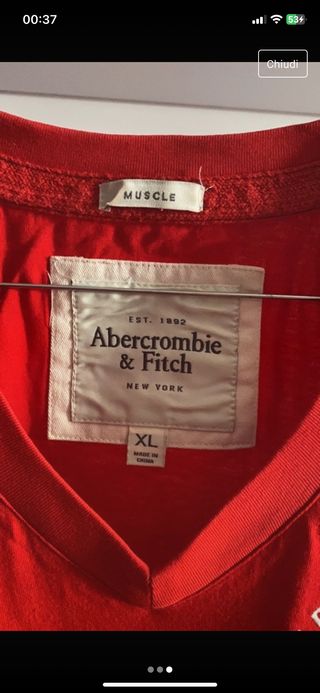 T-Shirt Abercrombie&Fitch rossa