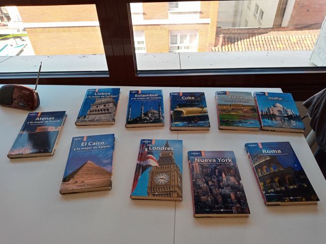 Las guías de viaje de Lonely Planet, estupendo tam