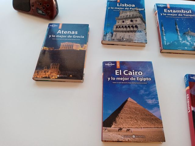 Las guías de viaje de Lonely Planet, estupendo tam