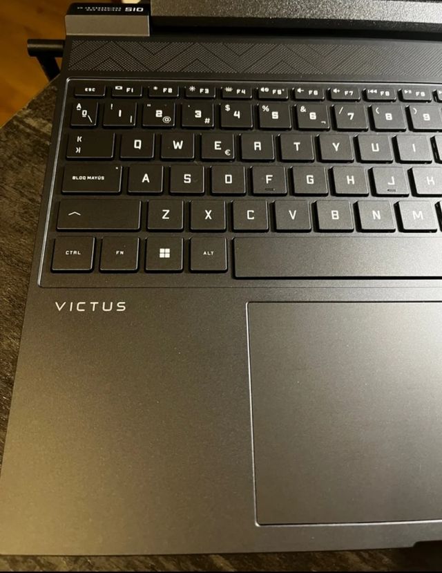 Portátil HP Victus