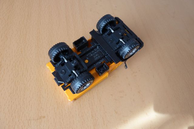 Siku Unimog 2215 NUEVO 1/55 Año 1984 Mercedes