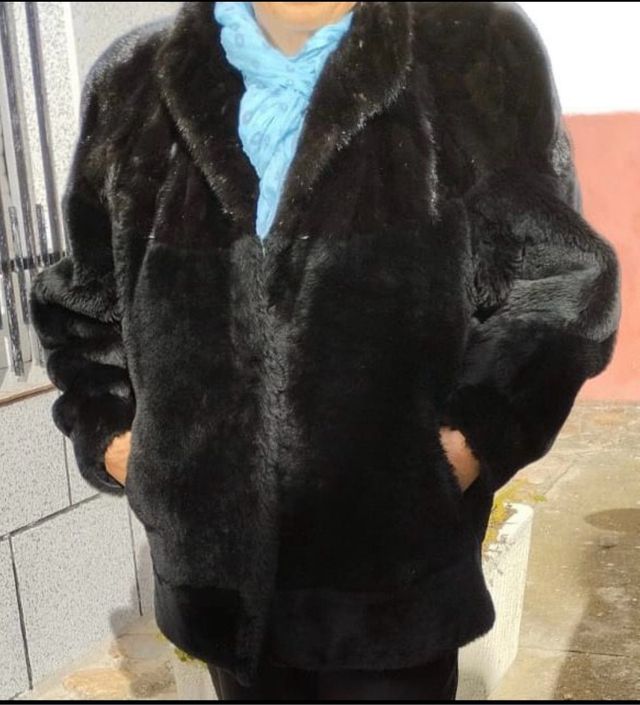 Chaqueton piel pelo negro