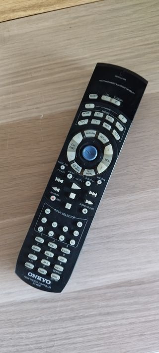 Equipo de sonido 5.1 onkyo
