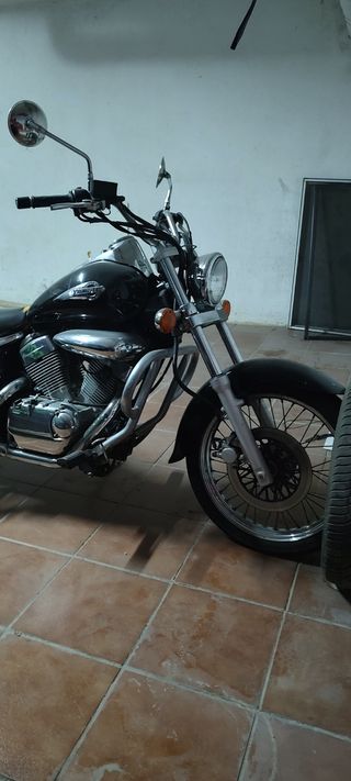 moto Suzuki intruder 250cc