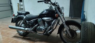 moto Suzuki intruder 250cc