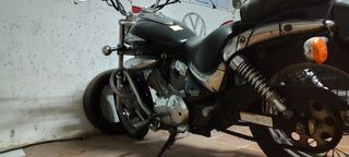 moto Suzuki intruder 250cc