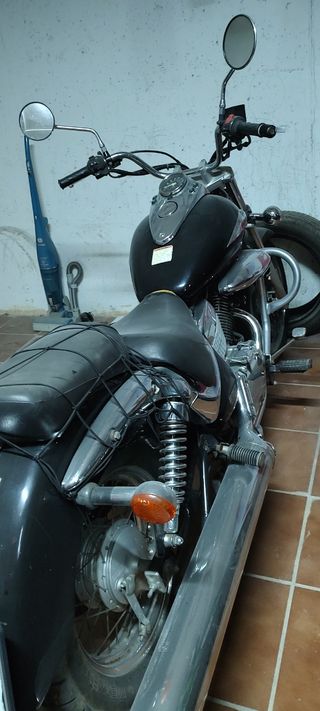 moto Suzuki intruder 250cc