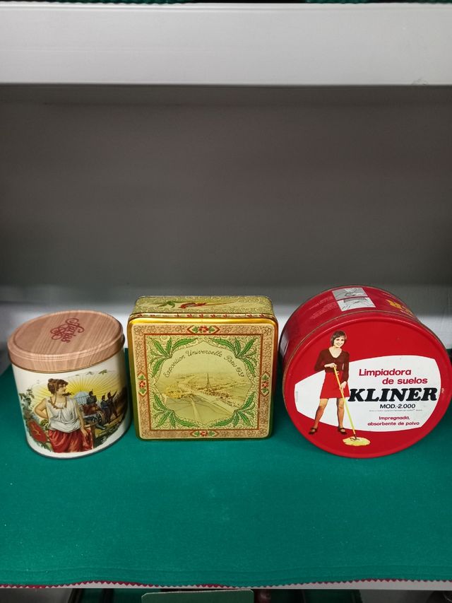 Scatole antiche in latta