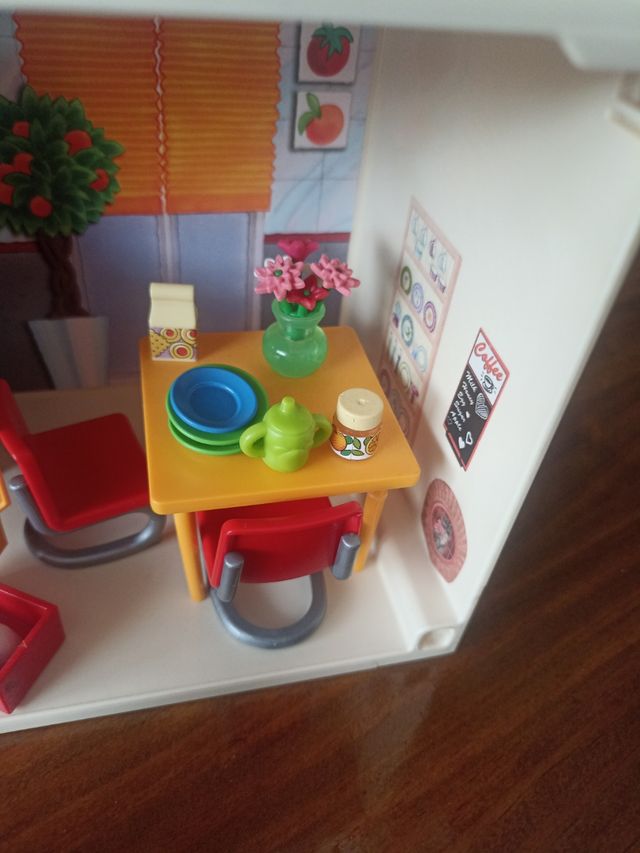 PLAYMOBIL,casa maletín