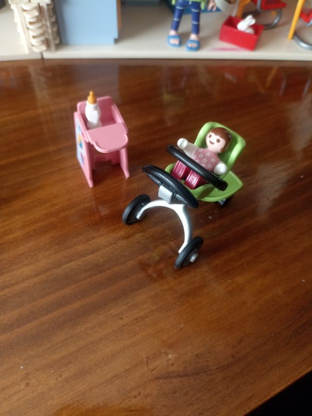 PLAYMOBIL,casa maletín