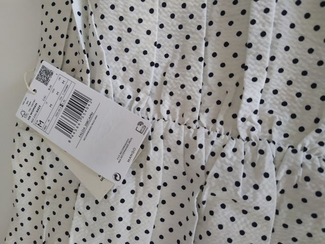 Falda fruncida lunares