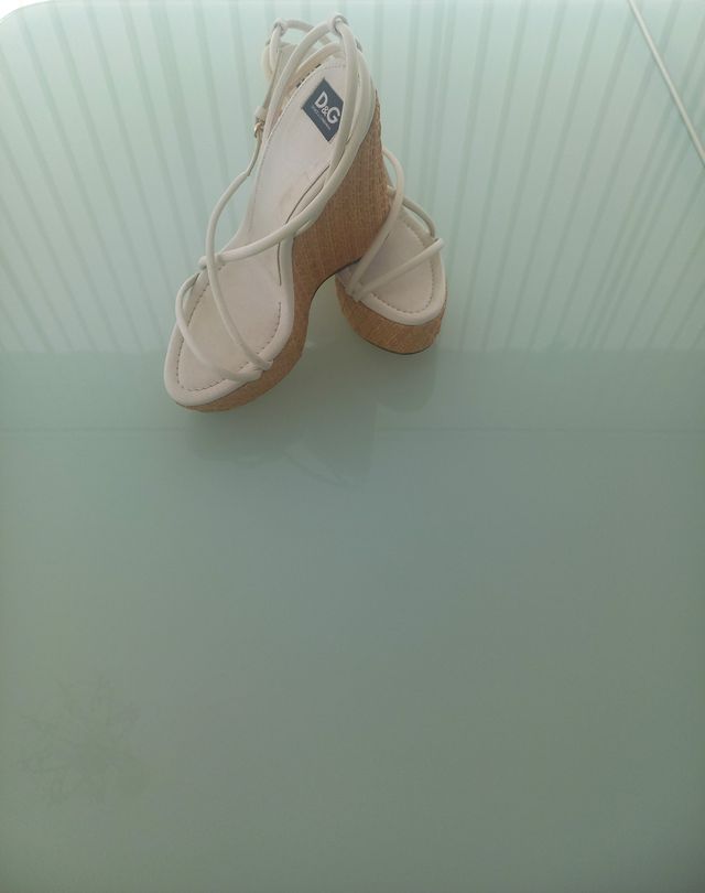 Sandalias blancas de mujer Dolce & Gabbana