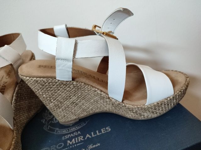 Cuñas Blancas Pedro Miralles