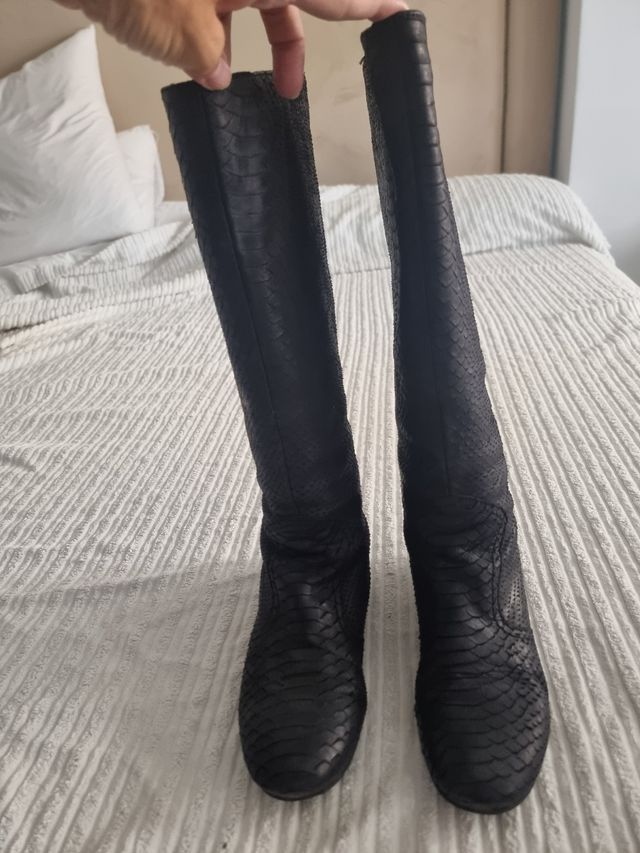 Botas altas de Mascaró