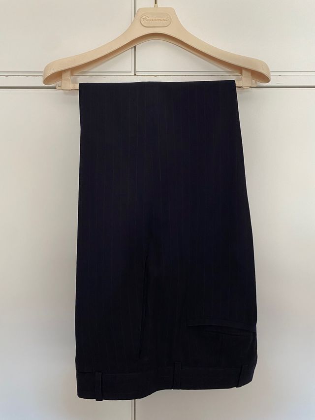 Traje azul marino, marca Caramelo