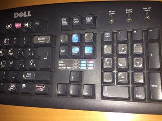 Teclado PS2 Dell con decoracion ZX-UNO