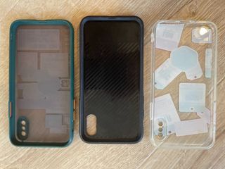 3 fundas Iphone  XS (2€ individuales)