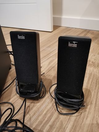 Altavoces y subwoofer Hercules