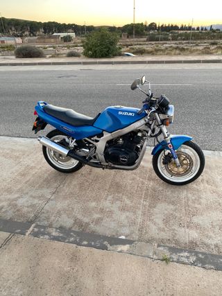Suzuki GS500e