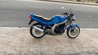 Suzuki GS500e