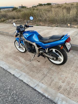 Suzuki GS500e