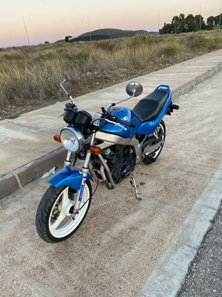 Suzuki GS500e