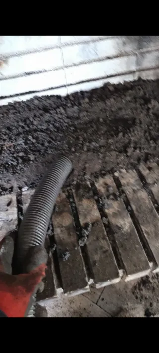 Limpieza De Chimeneas. "Deshollinador"