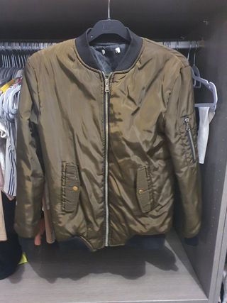 Chaqueta bomber verde militar
