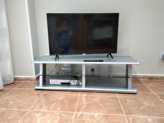 Mesa para la televisión