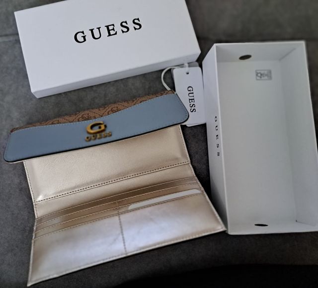 Monedero Guess NUEVO