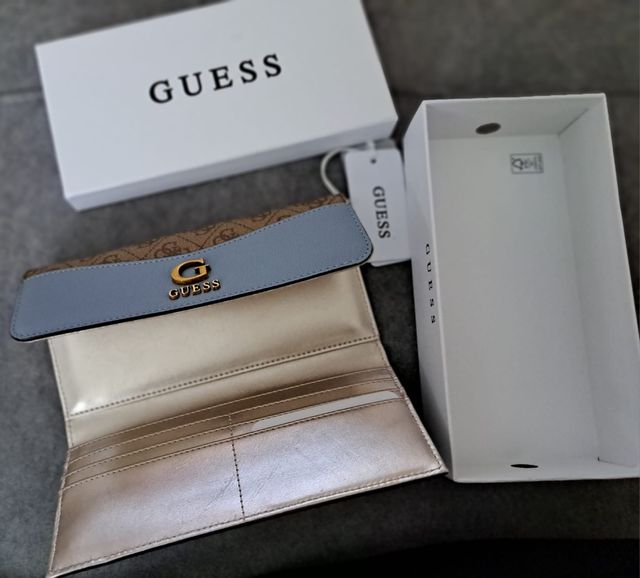 Monedero Guess NUEVO