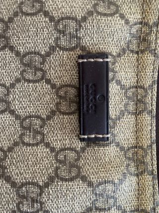 Gucci GG Supreme Crossbody