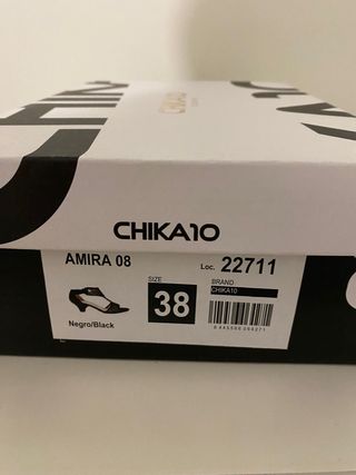 Sandalias tacon negro. T38. NUEVAS, sin estrenar.