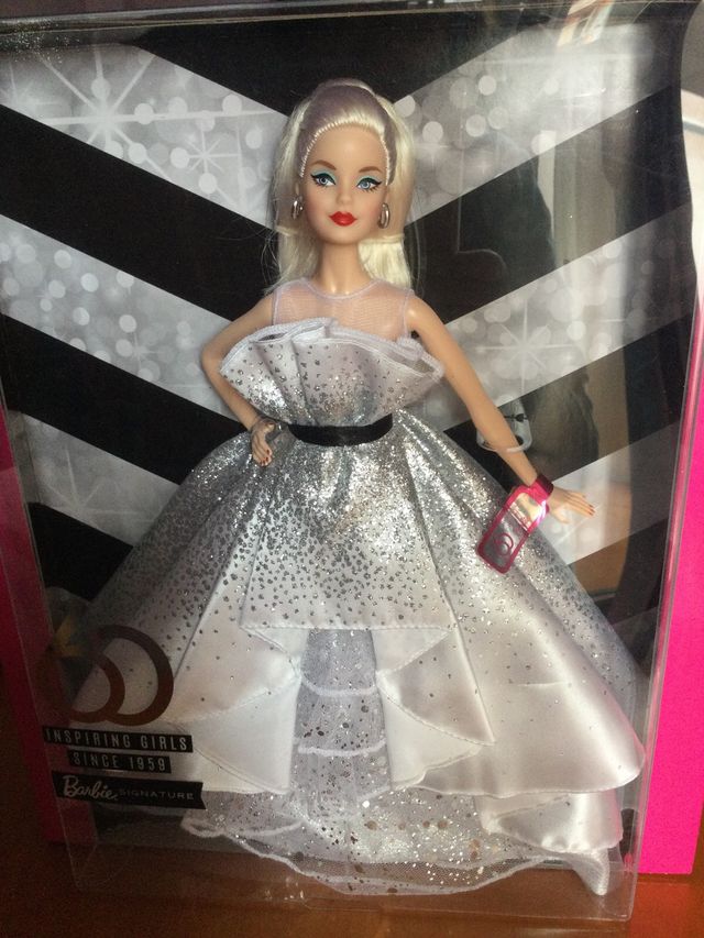 MuÃ±eca Barbie 60 Aniversario MuÃ±eca Barbie Yoga Shadow High