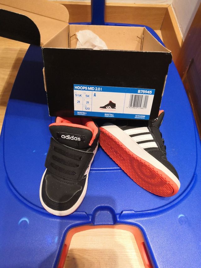 Zapatillas adidas 21