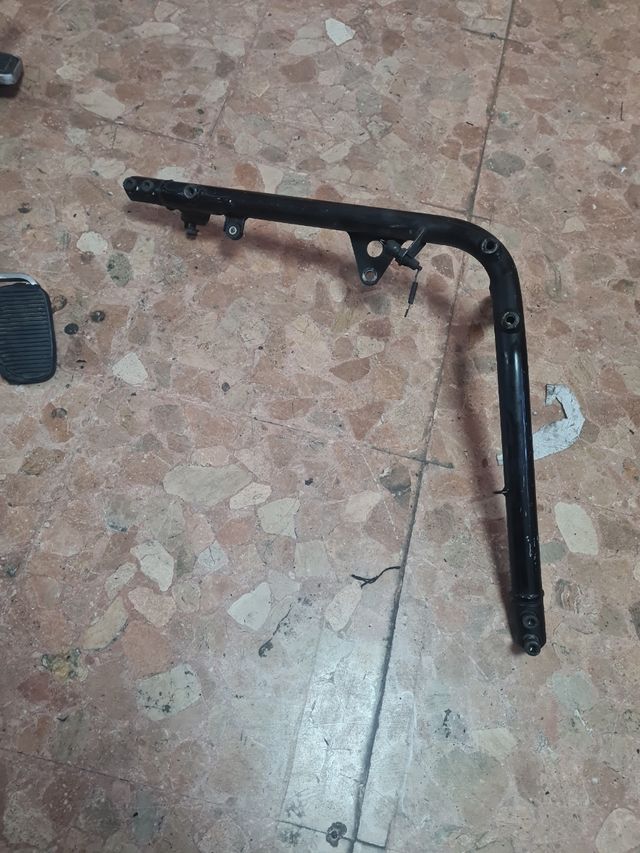 Subchasis intruder 800