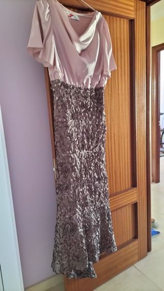 VESTIDO DE FIESTA. Vestido de fiesta