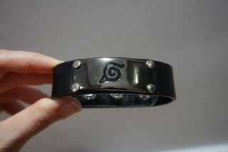 Pulsera de cuero y metal Naruto