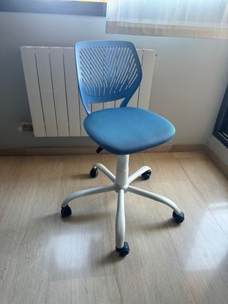 silla escritorio infantil azul claro