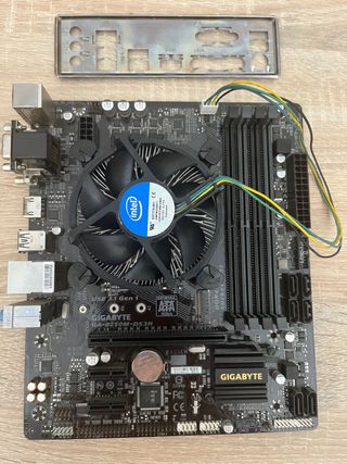 i5-7400 con Placa base