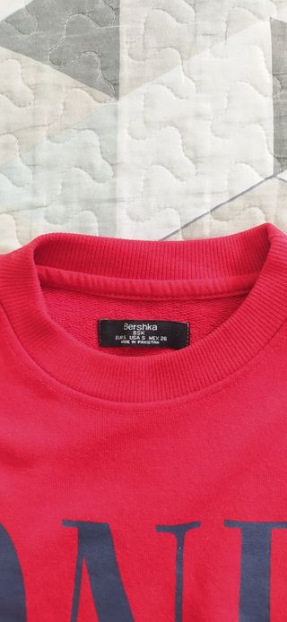 sudadera Roja con letras, S, Bershka