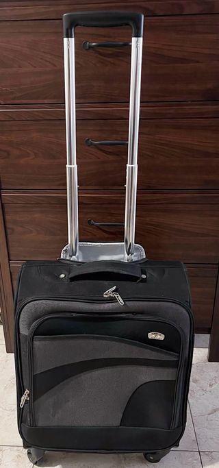 Maleta de Cabina Aerolite, en perfecto estado