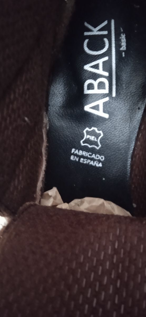 Botas de piel. NUEVAS.