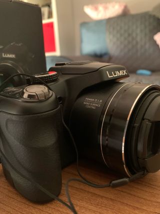 Cámara de fotos Panasonic FZ 200