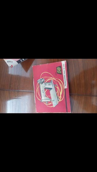 Máquina de coser Alfa