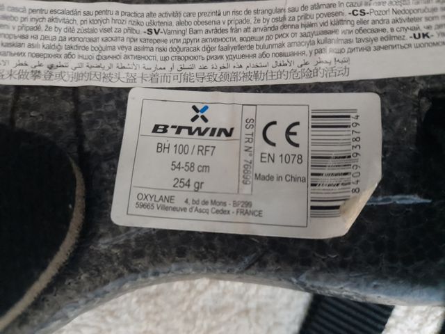 Casco bicicleta niño.