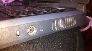 Toshiba S1670CDS PS167E-19886-SP (ver descripción)